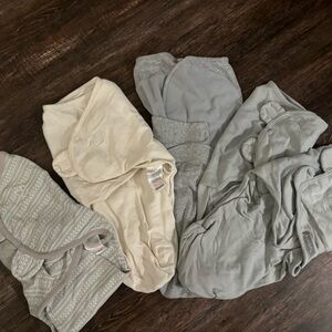 Set of 5 Cozy Gray and Cream Velcro Swaddle Set